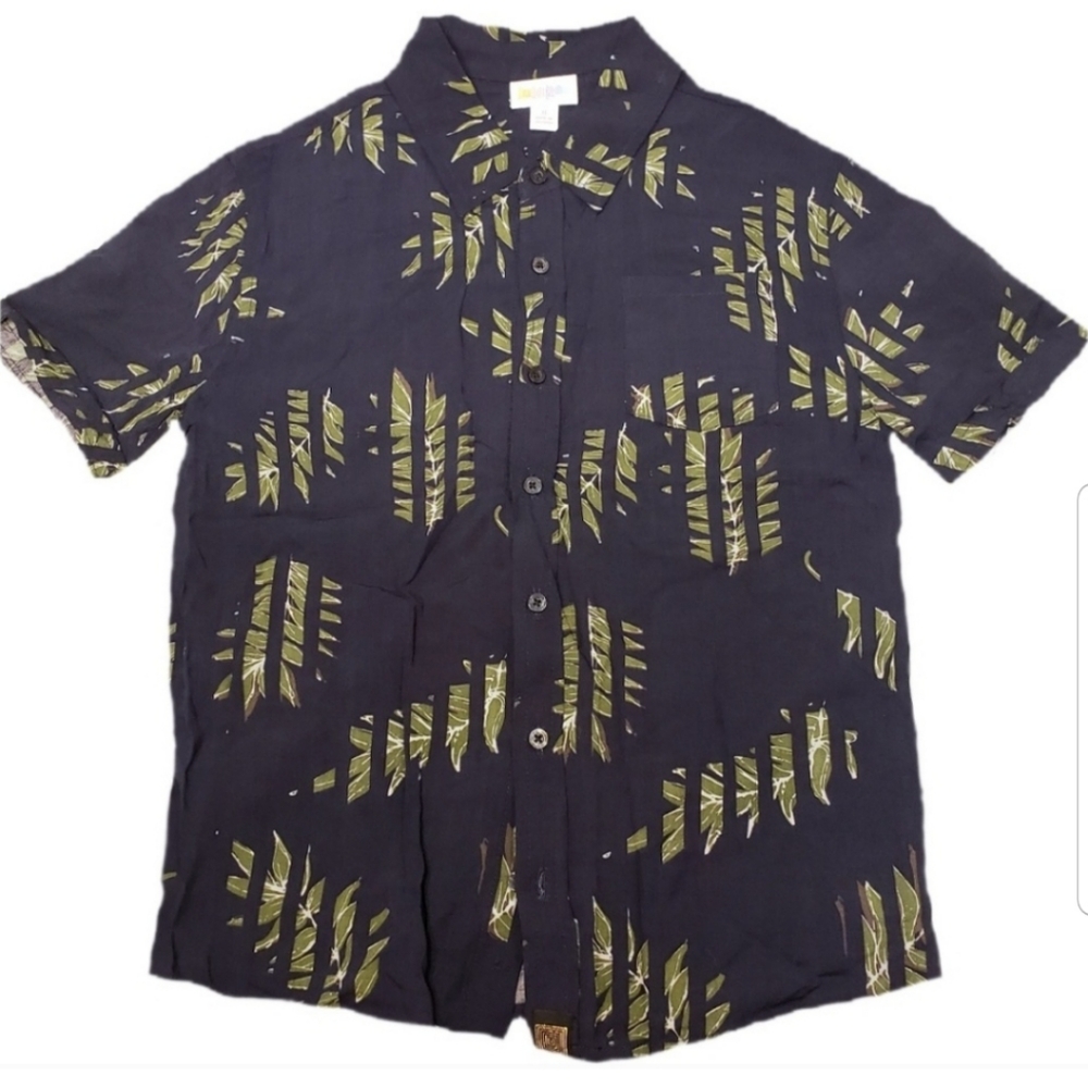 NWT LuLaRoe 'Thor' Shirt